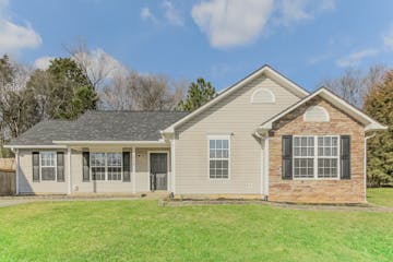 214 Carrie Ct Concord, NC 28027